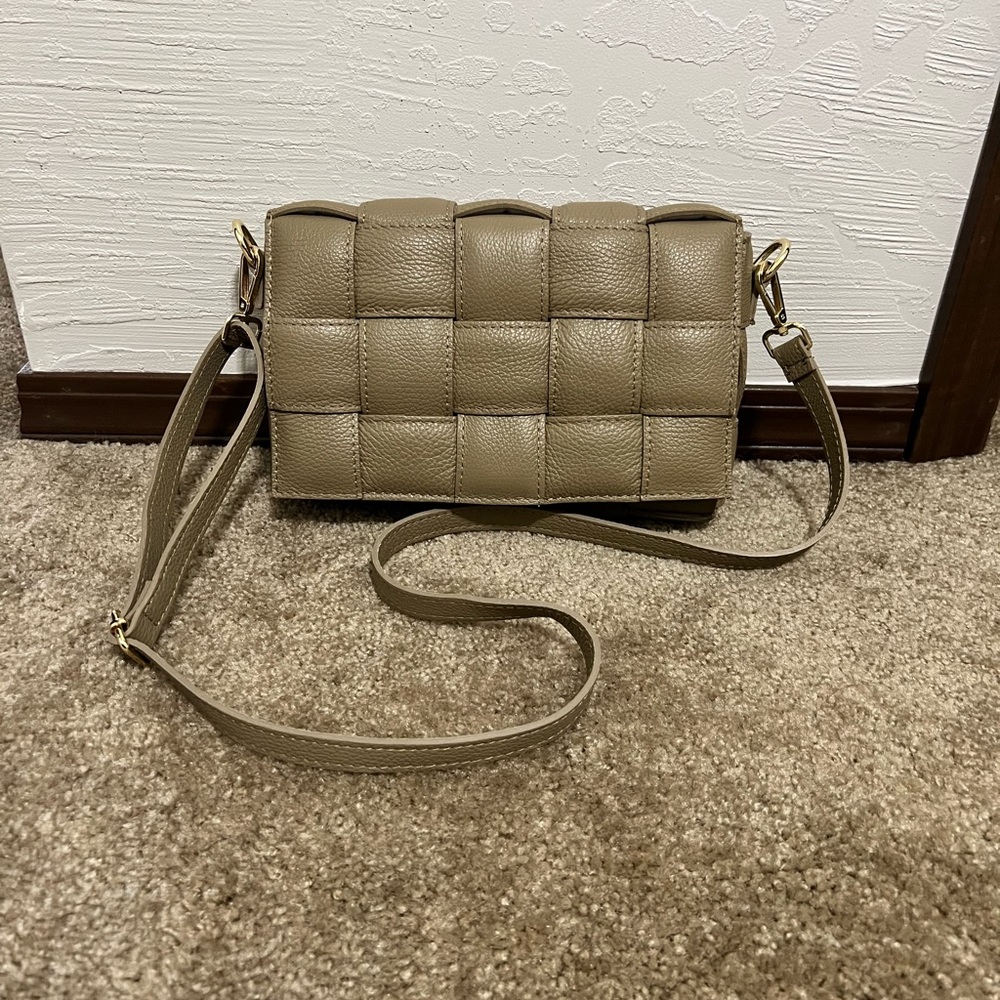 Chiara Ferretti Woven Crossbody Bag Leather